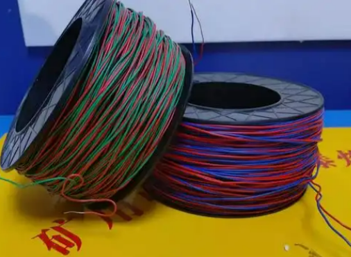 吴起放炮线的主要材质有哪些？不同材质的适用场景有何区别？