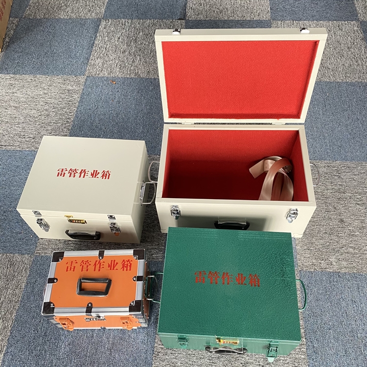 吴起爆破工程作业箱如何选择？玻璃钢与传统材质的全面对比